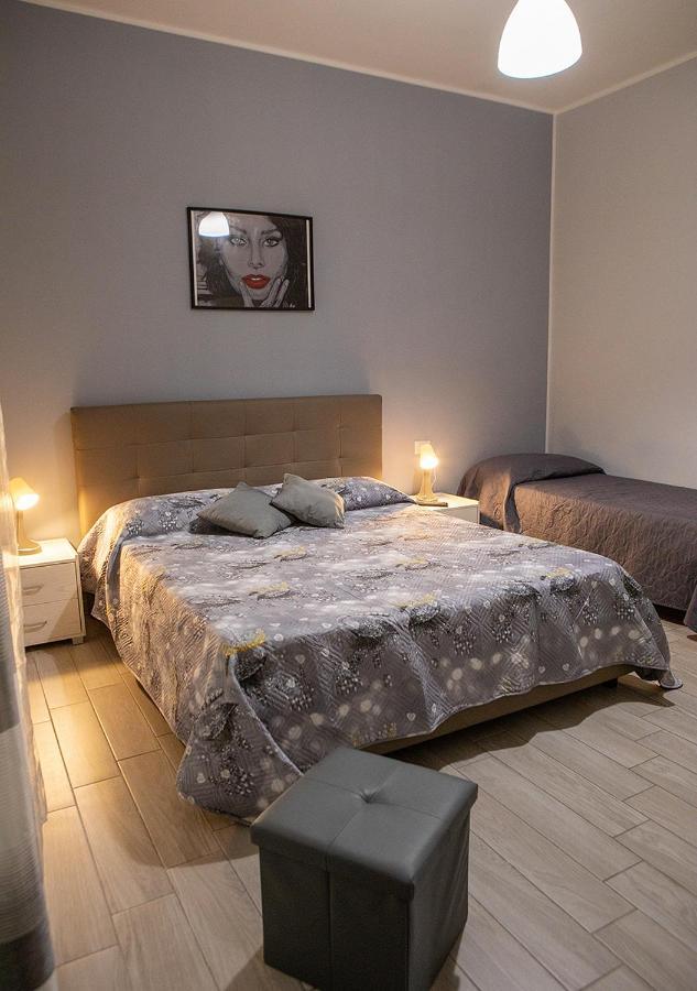 Zuroli Suite Neapel Exteriör bild