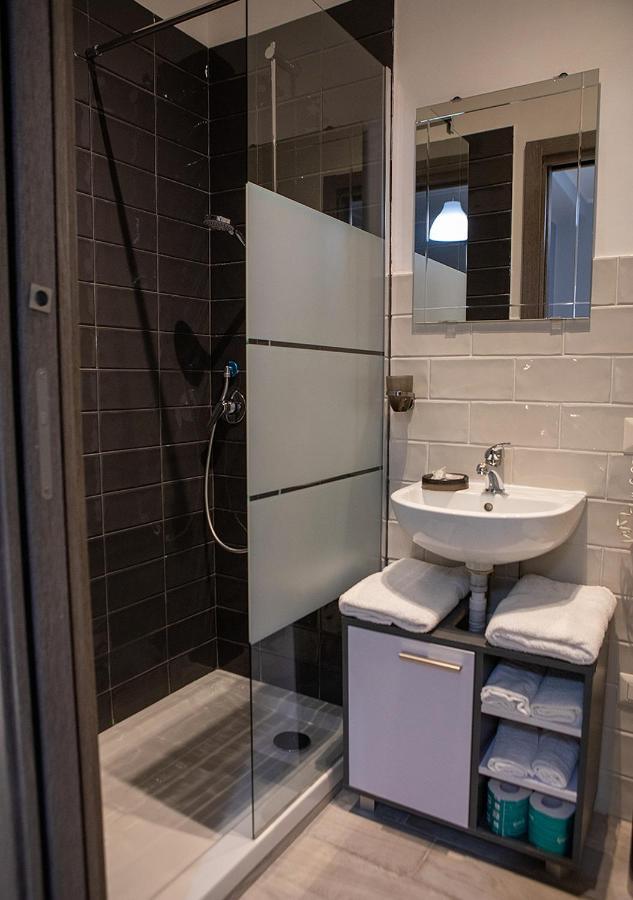 Zuroli Suite Neapel Exteriör bild