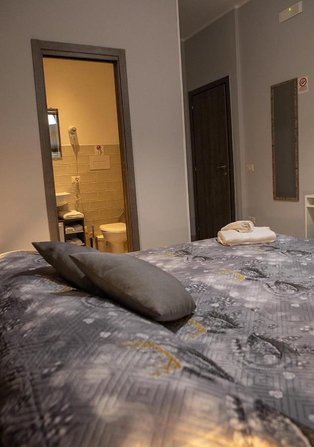 Zuroli Suite Neapel Exteriör bild